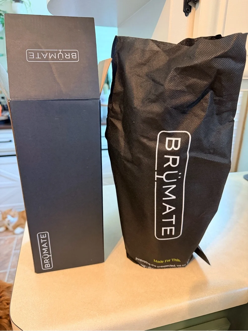 BrüMate Resa 35 oz Tumbler Onyx Leopard NWT | Leakproof | Box & Bag